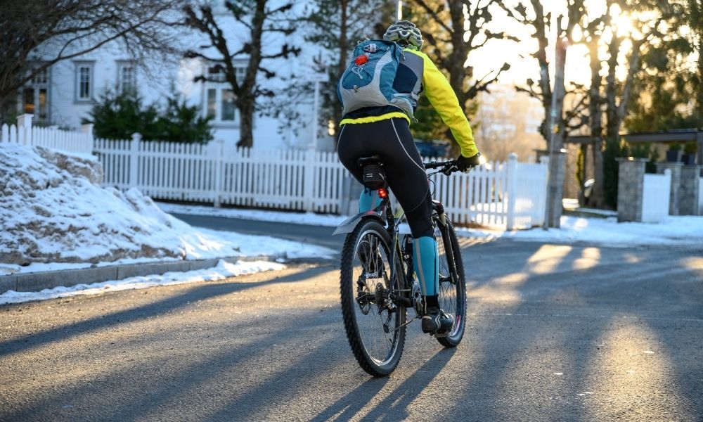 When To Wear a Cycling Base Layer – Hot Chillys