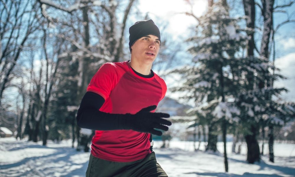 What Do I Wear To Run In the Winter? Your Guide To Cold Weather Running —  Badass Lady Gang