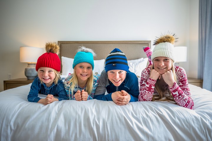 How To Keep Your Kids Feet Warm This Ski Season