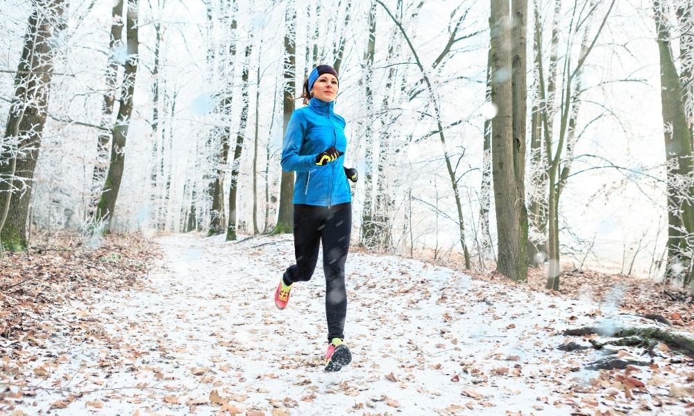 2 Tips To Stay Warm When Running This Winter