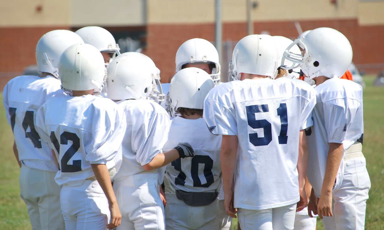 Ways To Keep Your Youth Football Team Warm