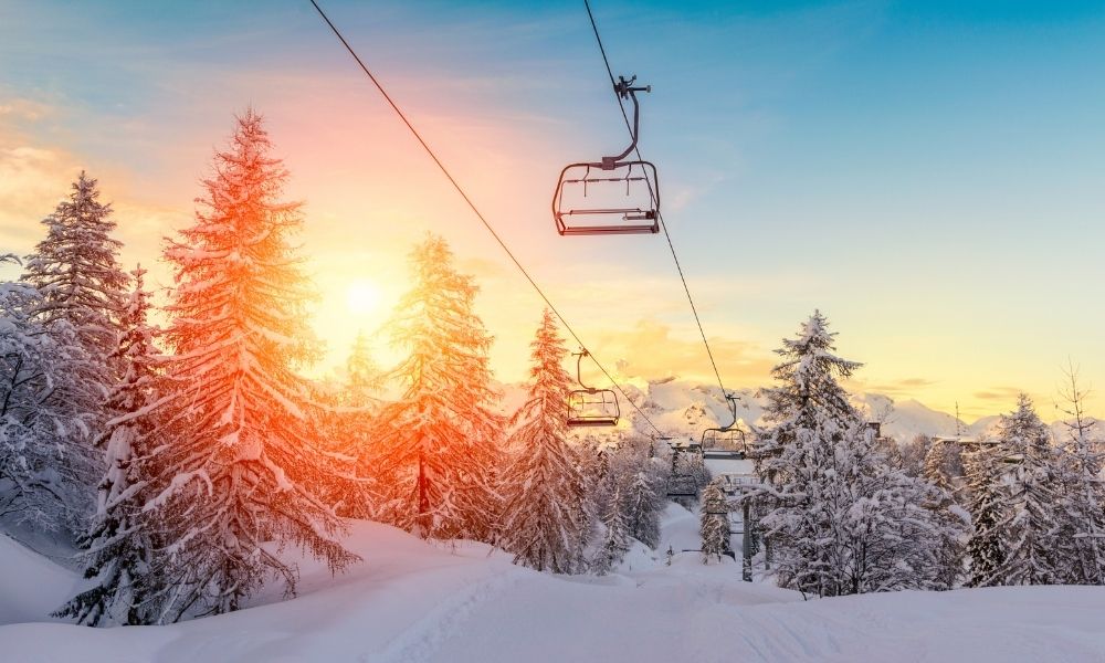 Things To Consider When Choosing a Ski Resort