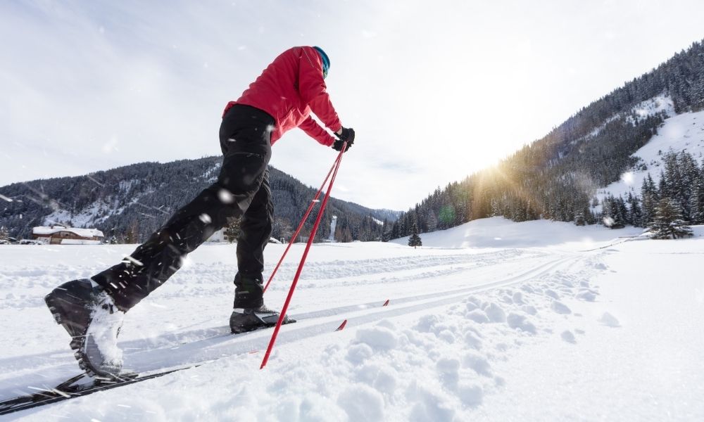 What To Wear When Cross-Country Skiing