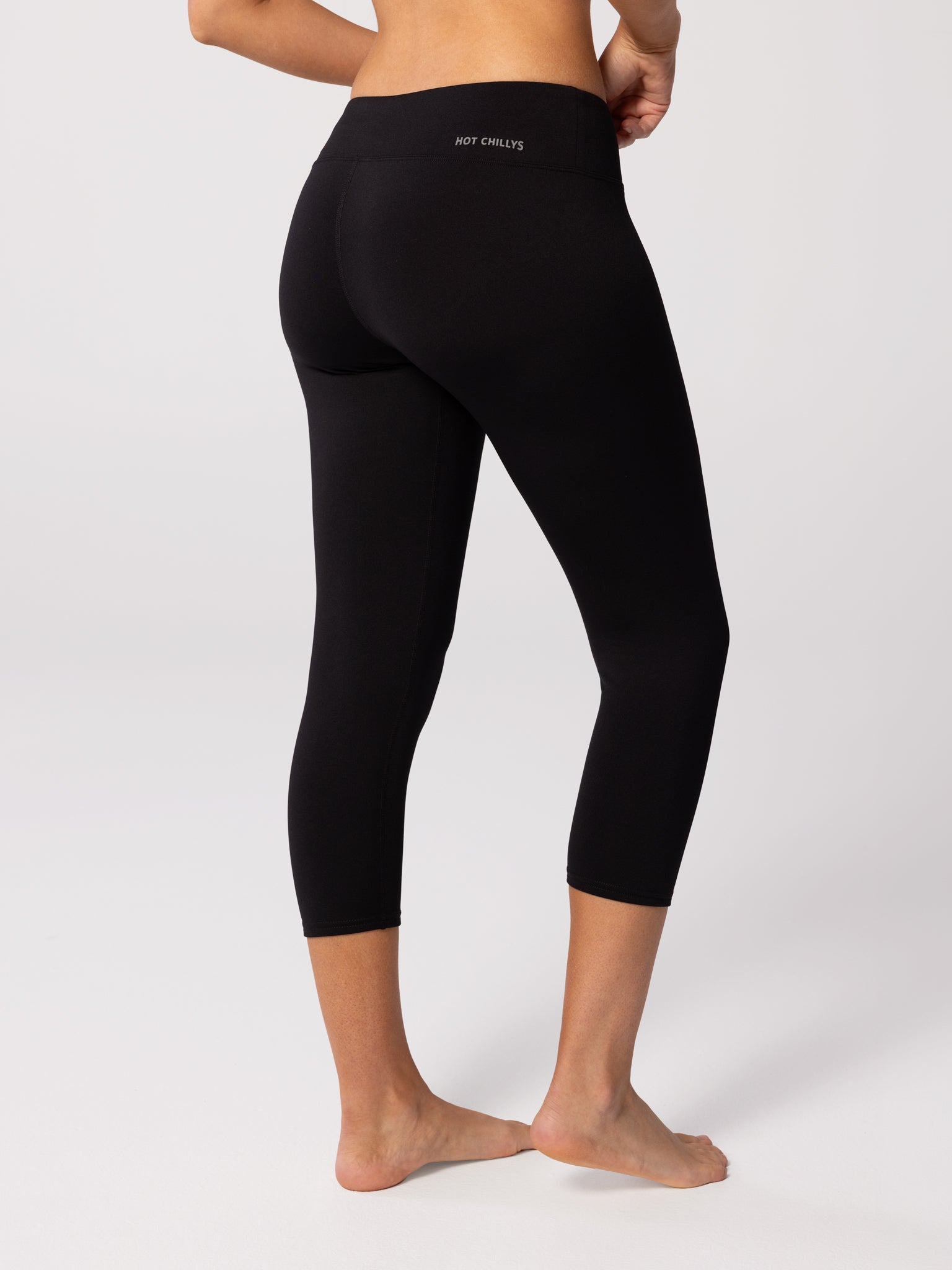 ヨシザウルス【FleetWood】DJANGO-100 マカフェリスタイル Women's Micro-Elite Chamois Premiere Capri Tight - Black – Hot Chillys